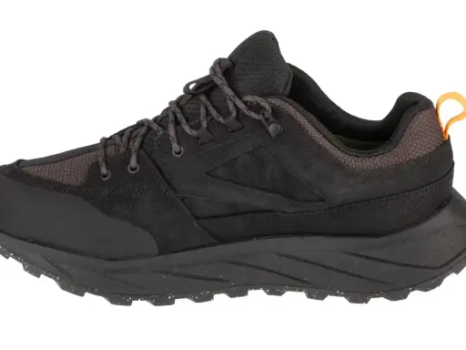 Czarny but trekkingowy z membraną texapore a gore-tex, idealny na deszczowe dni.